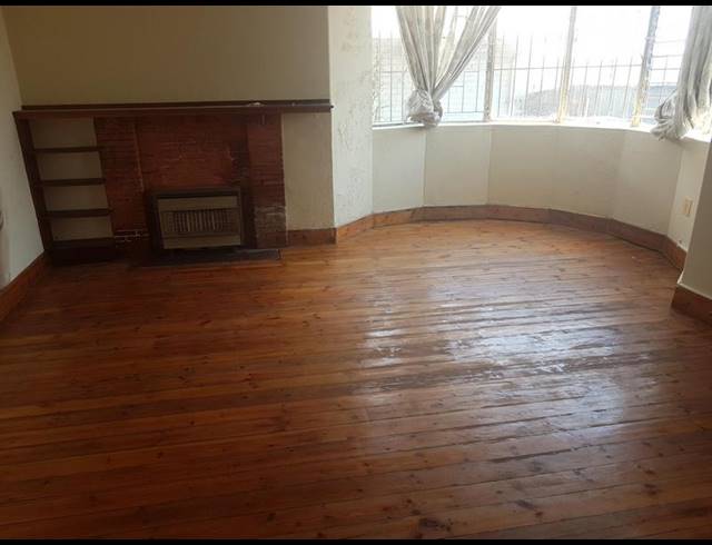 3 BEDROOM HOUSE FOR SALE IN KENSINGTON